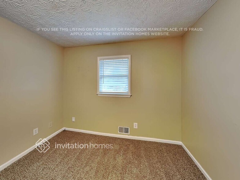 Building Photo - 258 Palms Ln SW