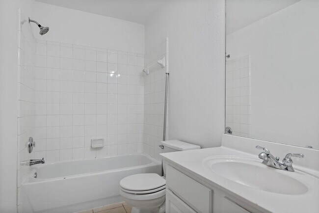 Building Photo - 2209 Boneset Trail