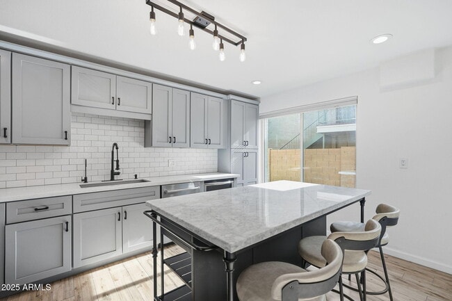 Building Photo - 4925 N 73rd St