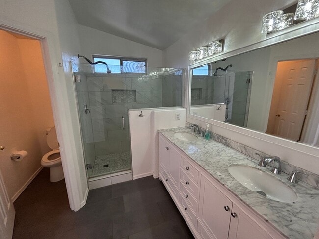 Building Photo - 4447 E Creosote Dr