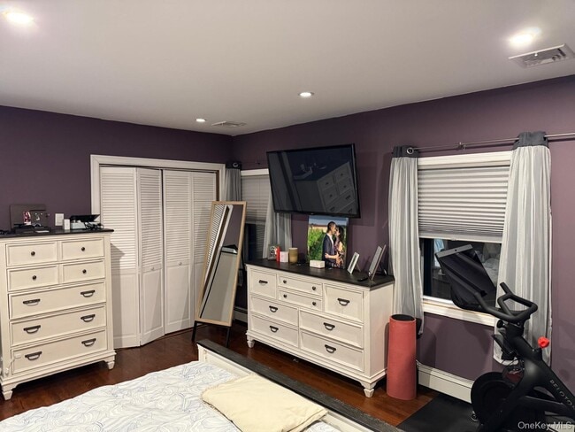 Building Photo - 48 Jefferson Rd