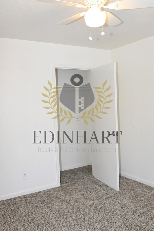 Building Photo - 2303 S Poppy Ave