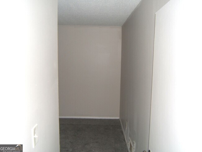 Building Photo - 4701 Flat Shoals Rd