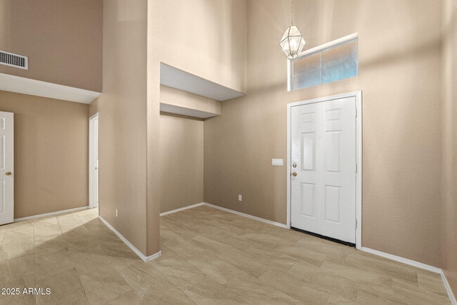 Building Photo - 863 S 239th Ln