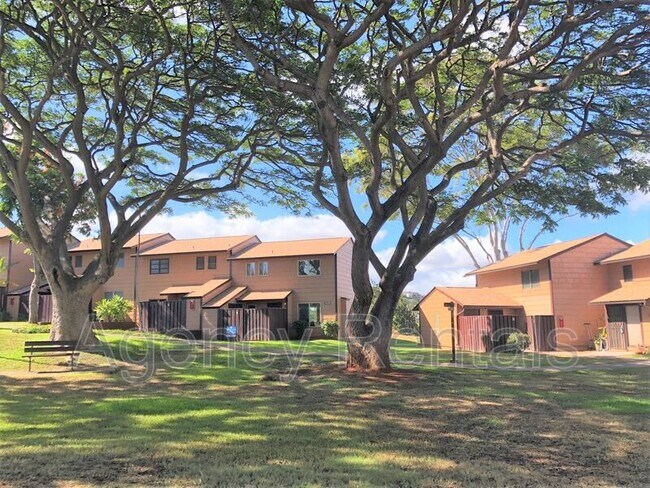 Primary Photo - 92-1331-1331 Panana St