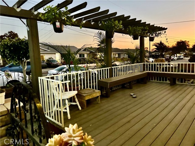 Building Photo - 6458 Hayward Way