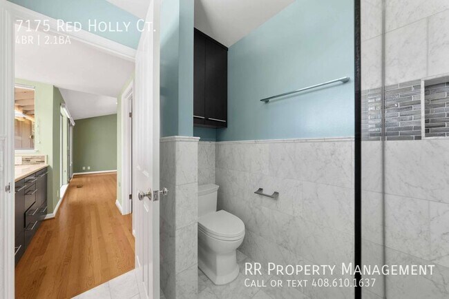 Building Photo - 7175 Red Holly Ct