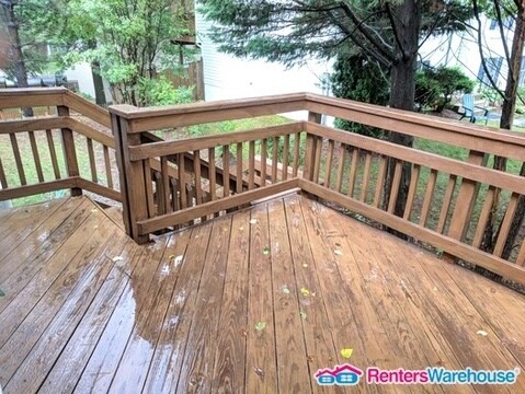 Building Photo - 20925 Shakespeare Dr