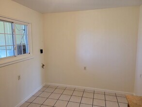 Building Photo - Aurora - 2 Bedroom, 2 Bathroom Duplex (13NE)