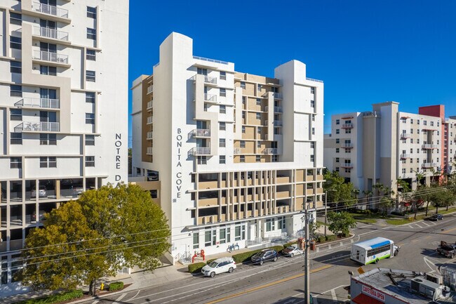 Building Photo - Bonita Cove