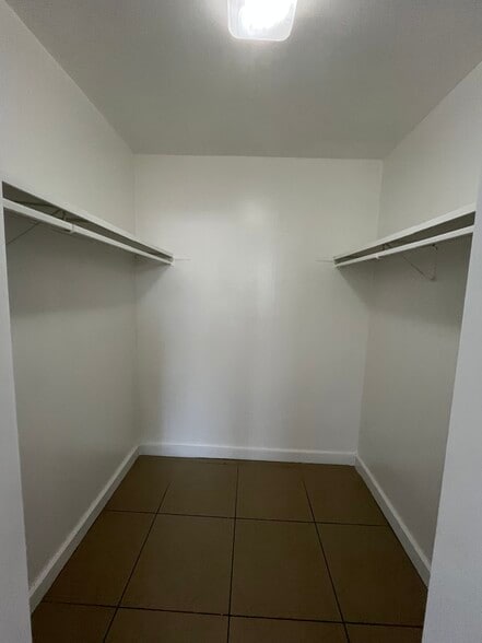Building Photo - 4190 NW 79th Ave