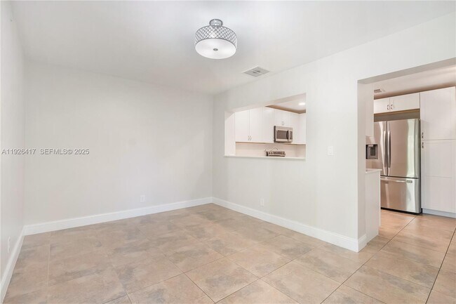 Building Photo - 8172 NW 67th Ave