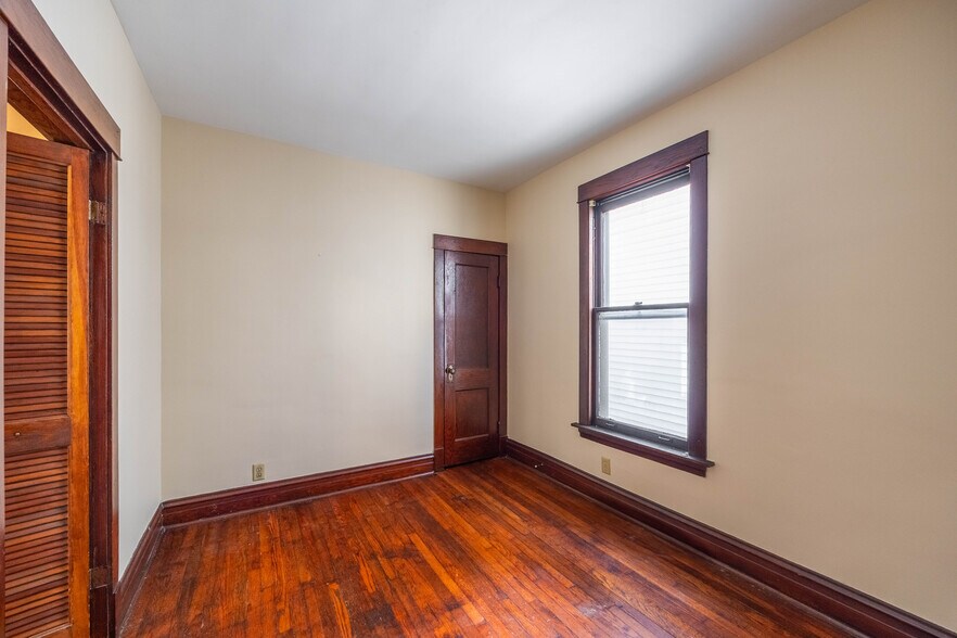 Building Photo - 5311 W Berenice Ave