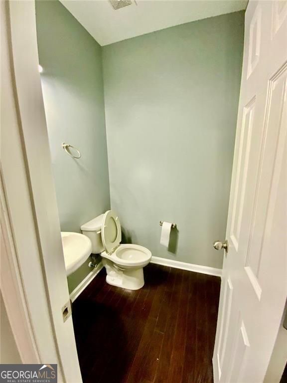 Building Photo - 294 Bass St SW