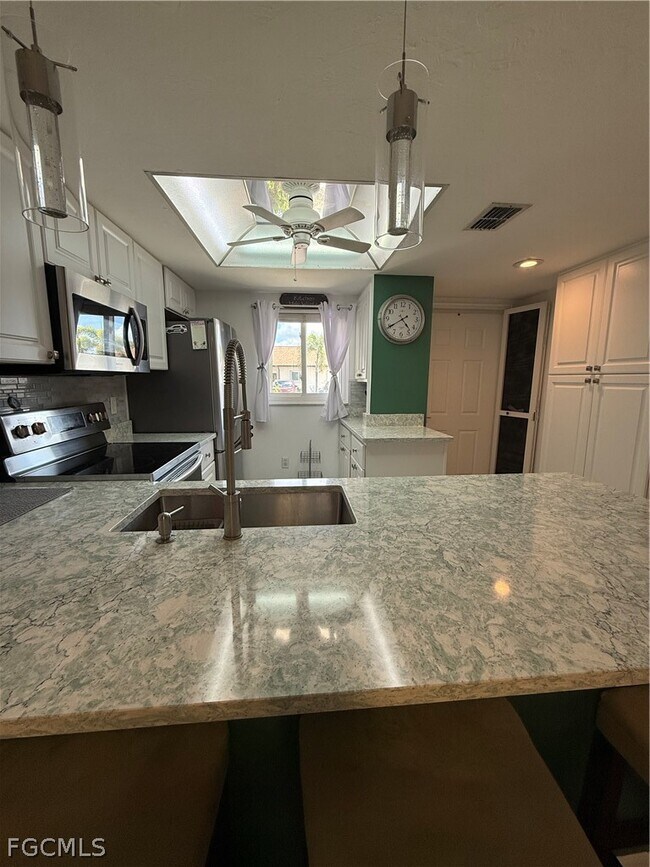 Building Photo - 25275 Rampart Blvd