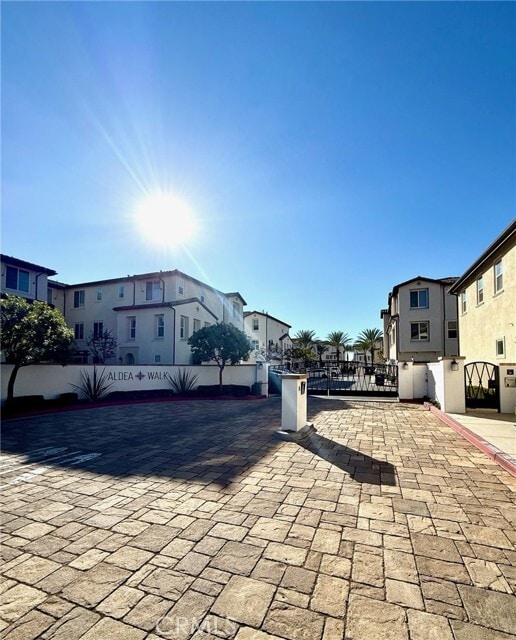 Building Photo - 8258 Celestial Ave