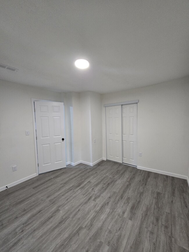 Building Photo - 1029 N New York Ave