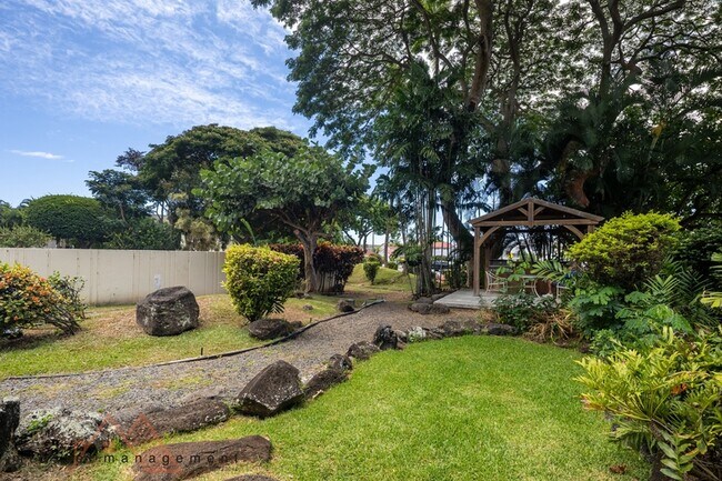 Building Photo - 6750 Hawaii Kai Dr