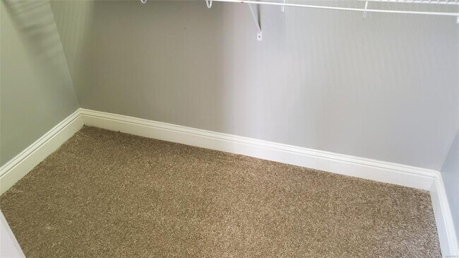 Building Photo - 9765 Helmsley Cir