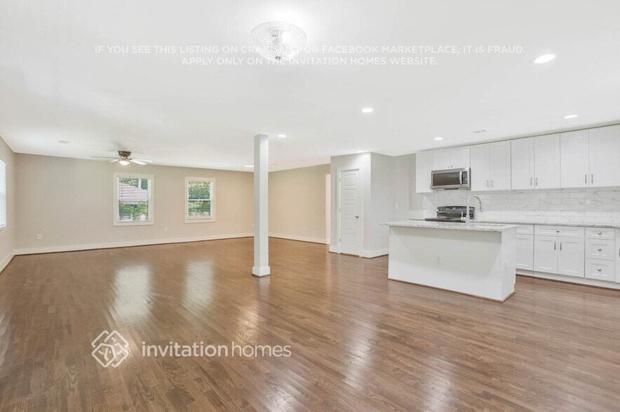Building Photo - 2731 Oldknow Dr NW