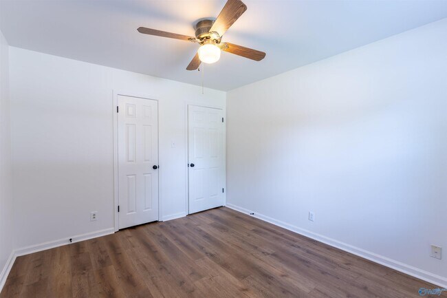 Building Photo - 7513 SW Clubfield Dr