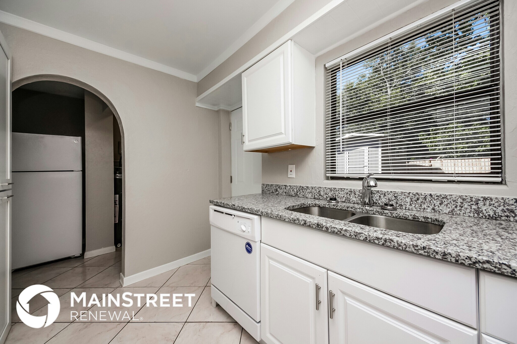 Building Photo - 1450 Terre Cia Ave