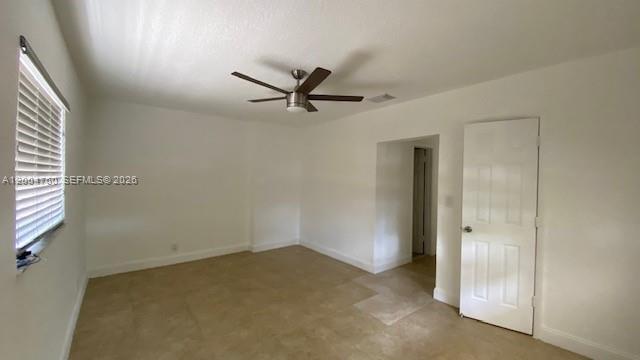 Building Photo - 5881 SW 15th St