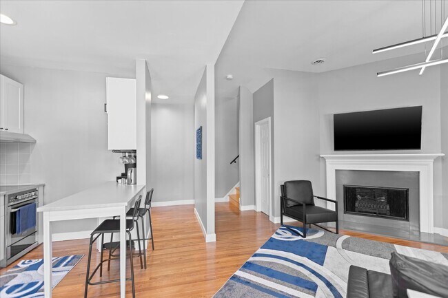 Building Photo - 4309 Maryland Ave