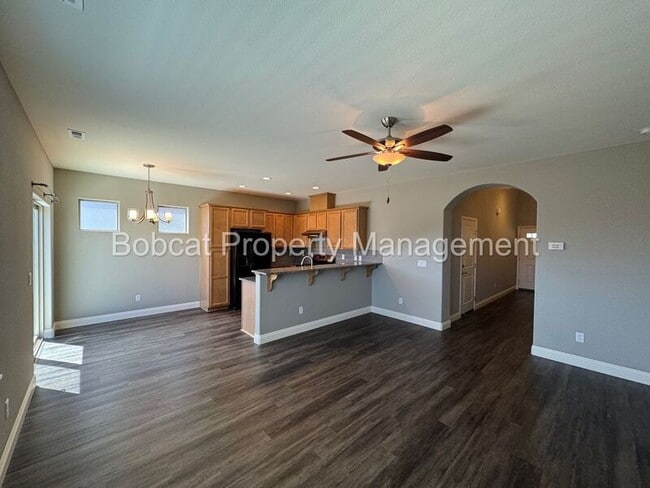 Building Photo - 1393 Handelin Rd