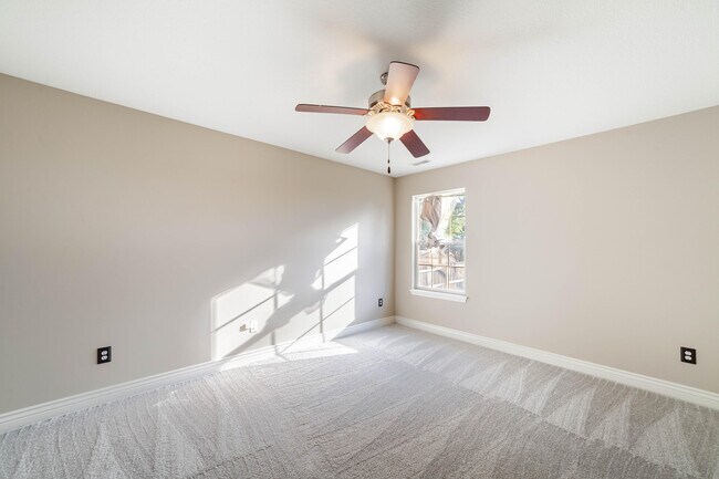 Building Photo - 5604 Hodgsdon Mill Dr