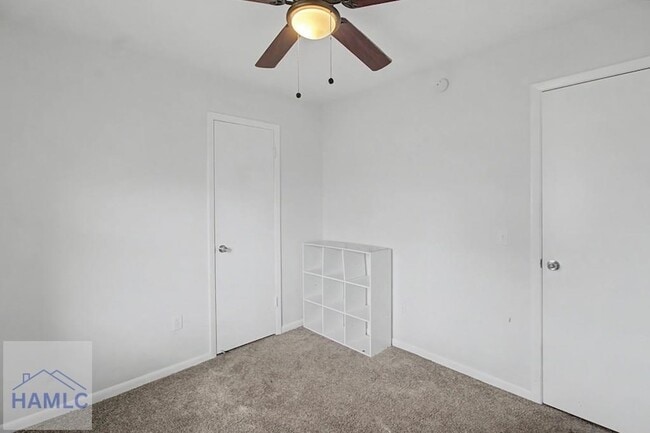 Building Photo - 799 Wildwood Dr