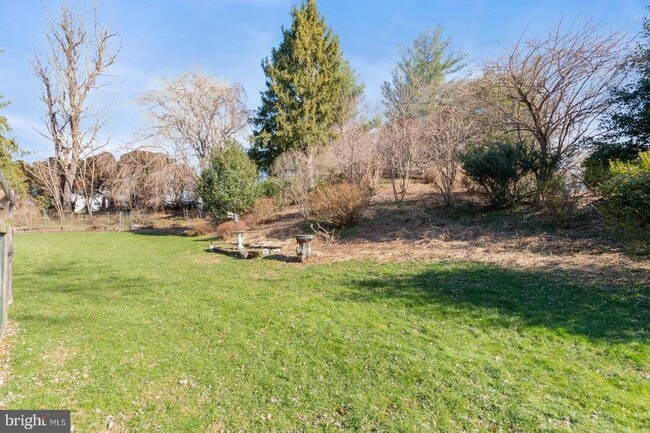 Building Photo - 9711 Cinnamon Creek Dr