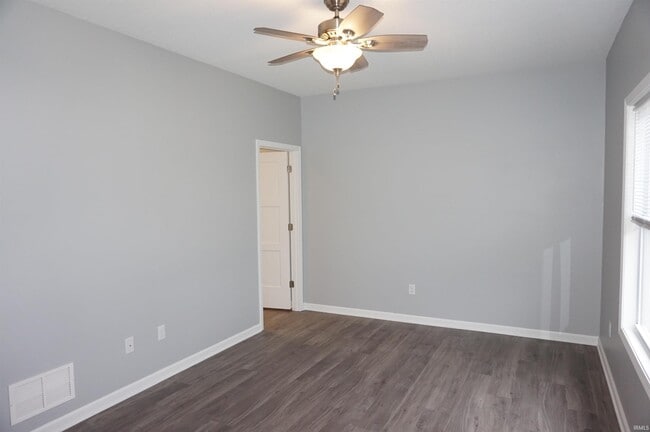 Building Photo - 6227 Becker Dr