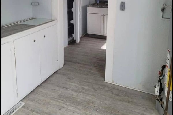 Building Photo - 407 E 13th St