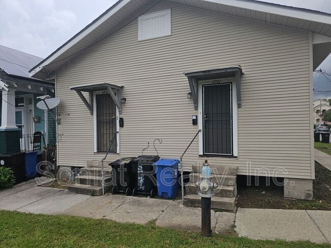 Primary Photo - 3201 Lafitte Ave