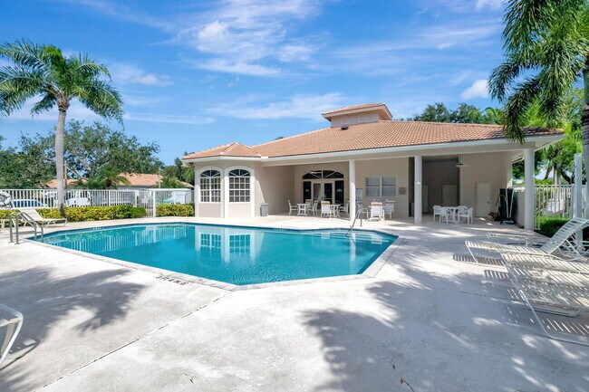 Building Photo - 5063 Ventura Dr