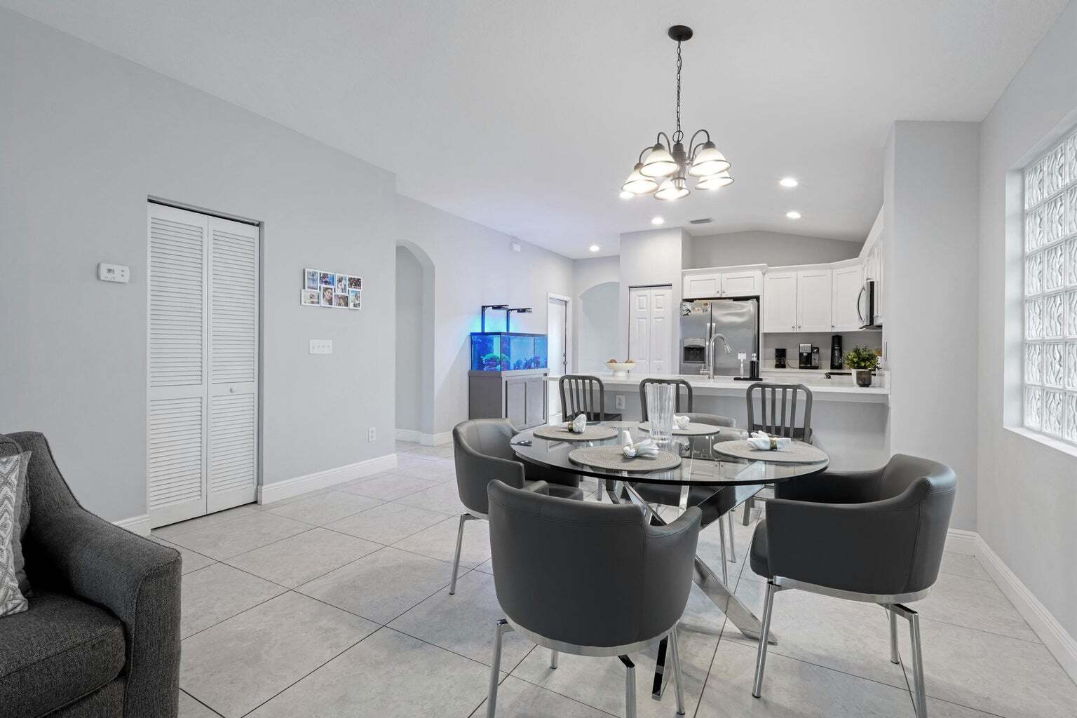 Building Photo - 6791 Lantern Key Dr