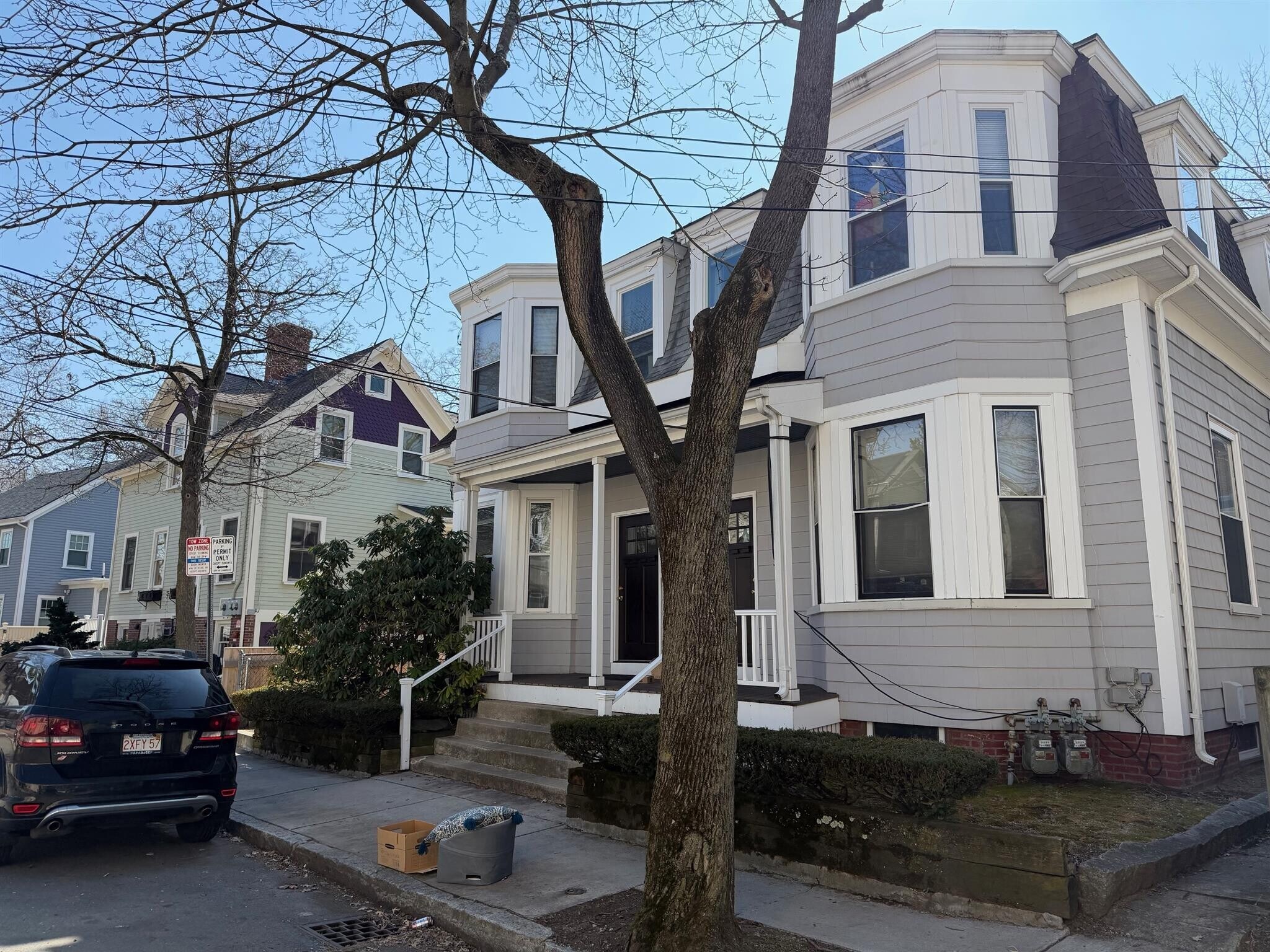 Building Photo - 60 1/2 Sacramento St