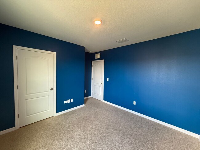 Building Photo - 11106 Amber Ridge Dr