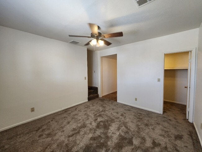 Building Photo - 216 N Casa Grande Ave