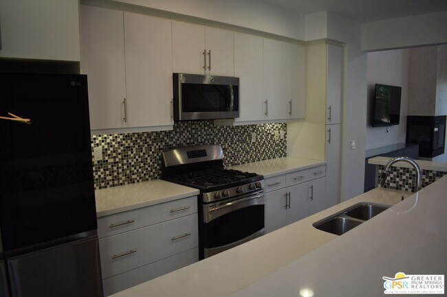 Building Photo - 938 Oceo Cir S