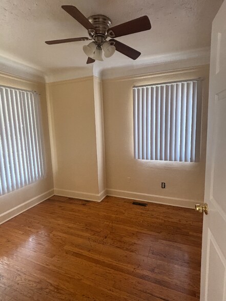 Building Photo - 17606 San Juan Dr