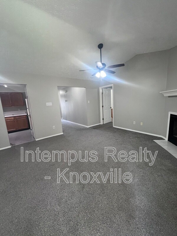 Building Photo - 1013 Ashley Michelle Ct