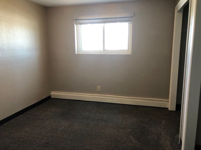 Building Photo - 1161 N Melrose St