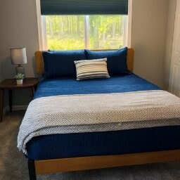 Building Photo - 1902 Greenwood Ave