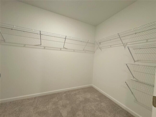 Building Photo - 1922 Sarah Street