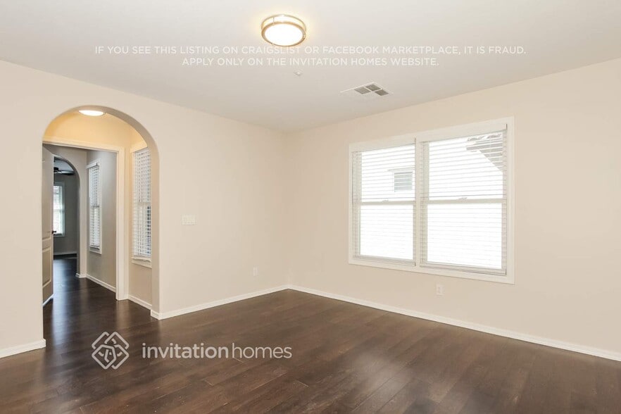 Building Photo - 28958 N 124th Dr