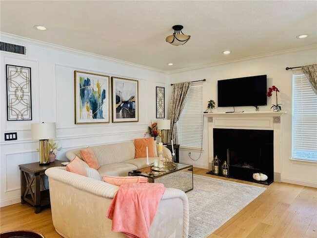 Building Photo - 5106 W Stone Manor