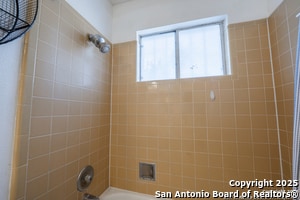 Building Photo - 235 Odell St