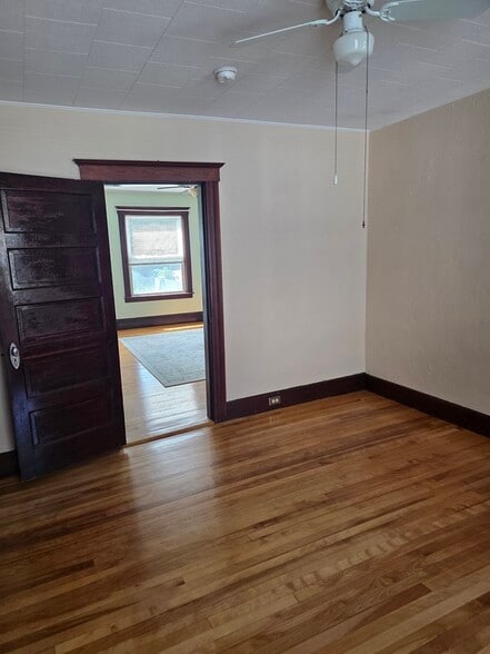 Building Photo - 260 Walton St
